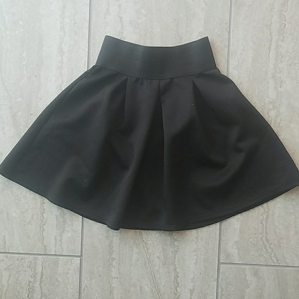 Black zippered shirt